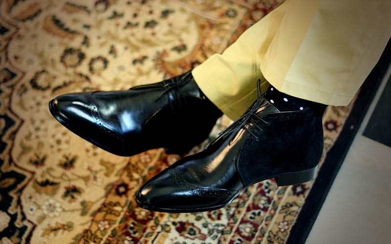 8 Things You Should Never Do in Someone Else’s Home Habits & Routines