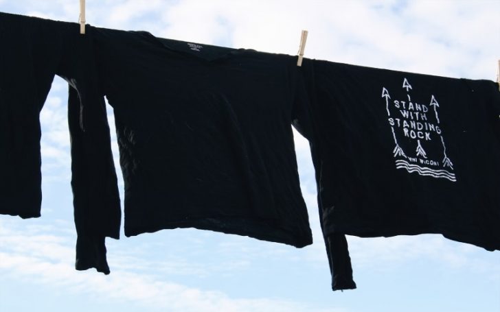 One of the Most Unexpected Laundry Tips to Darken Faded Clothes ...